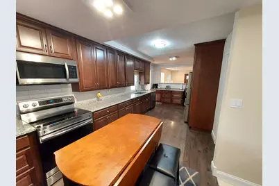 201 Devonshire Road, Tower Lakes, IL 60010 - Photo 7