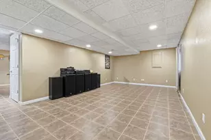 7400 Southworth Cir, Plainfield, IL 60586 - Photo 25