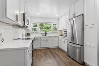 [Address not provided], Highland Park, IL 60035 - Photo 7