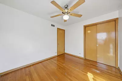 6156 W Gunnison Street, Chicago, IL 60630 - Photo 11
