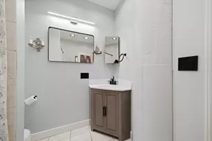2675 W Grand Ave, Chicago, IL 60612 - Photo 25