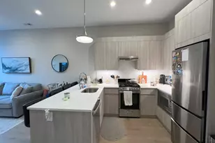 3757 N Sheffield Ave, Chicago, IL 60613 - Photo 5