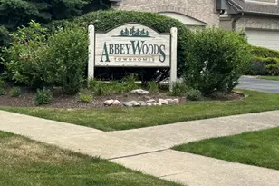526 Rosebud Dr South Dr, Lombard, IL 60148 - Photo 23