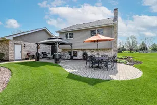 3204 Hickory Creek Dr, New Lenox, IL 60451 - Photo 7