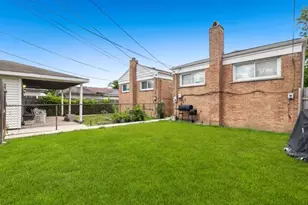 1424 W 115th St, Chicago, IL 60643 - Photo 11
