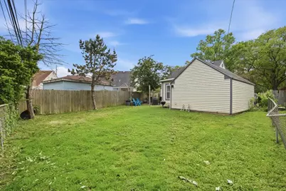 551 Sunset Drive, Elgin, IL 60123 - Photo 27