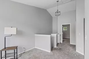 845 Essex Cir, Grayslake, IL 60030 - Photo 13