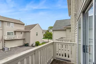 845 Essex Cir, Grayslake, IL 60030 - Photo 19
