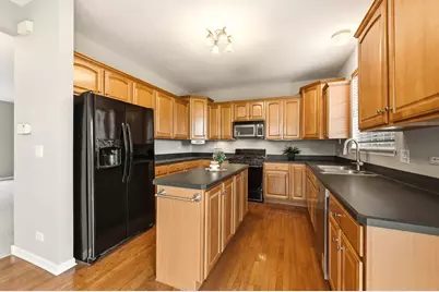 2320 Hudson Circle, Aurora, IL 60502 - Photo 5