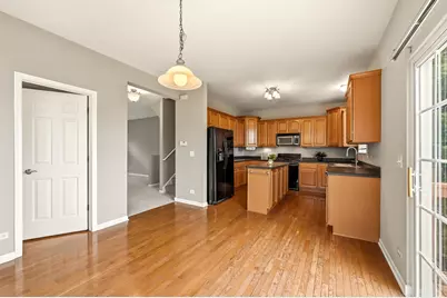 2320 Hudson Circle, Aurora, IL 60502 - Photo 7