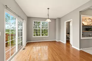 2320 Hudson Cir, Aurora, IL 60502 - Photo 9