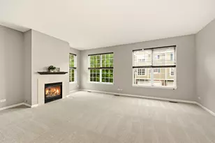 2320 Hudson Cir, Aurora, IL 60502 - Photo 3