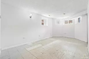 3645 S Wood St, Chicago, IL 60609 - Photo 25