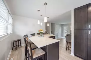 1513 Ronzheimer Ave, Saint Charles, IL 60174 - Photo 5