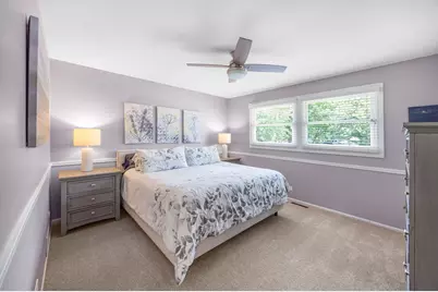 1513 Ronzheimer Avenue, Saint Charles, IL 60174 - Photo 9