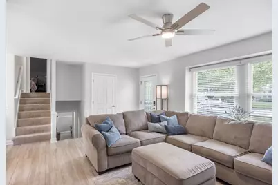 1513 Ronzheimer Avenue, Saint Charles, IL 60174 - Photo 3