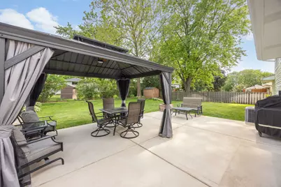 1513 Ronzheimer Avenue, Saint Charles, IL 60174 - Photo 15