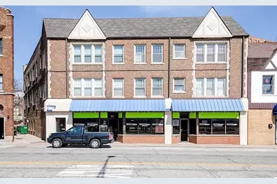 18 E Northwest Highway #5, Arlington Heights, IL 60004 - Photo 1