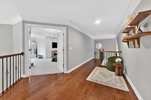 39W696 Henry David Thoreau Pl, Saint Charles, IL 60175 - Photo 21
