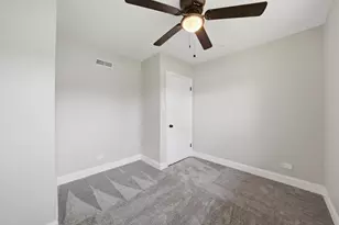 13409 S Komenski Ave, Robbins, IL 60472 - Photo 21