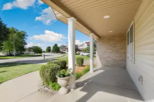 855 White Tail Bend, Manteno, IL 60950 - Photo 3