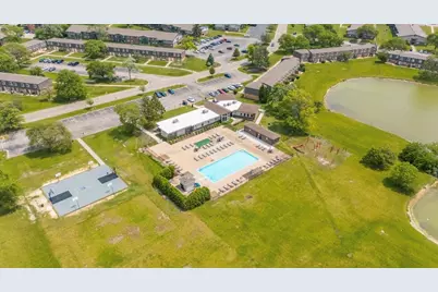 7A Kingery Quarter Avenue #201, Willowbrook, IL 60527 - Photo 23