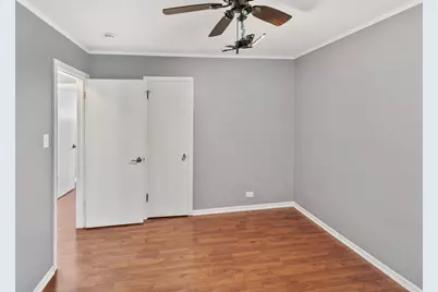 17561 Hillside Avenue, Homewood, IL 60430 - Photo 9