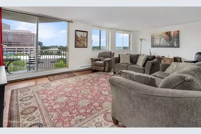 40 N Tower Road #5A, Oak Brook, IL 60523 - Photo 7