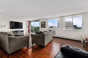 40 N Tower Rd, Oak Brook, IL 60523 - Photo 9
