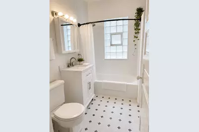210 N Marion Street #2, Oak Park, IL 60302 - Photo 9