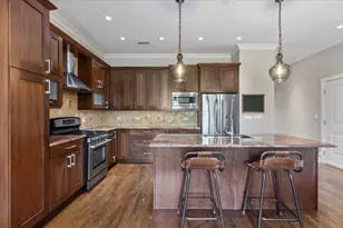 4860 N Clark St, Chicago, IL 60640 - Photo 3