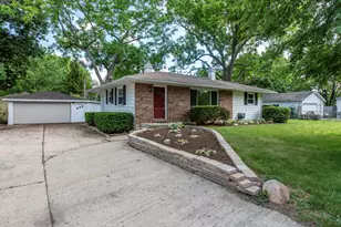 2109 7th St, Winthrop Harbor, IL 60096 - Photo 1