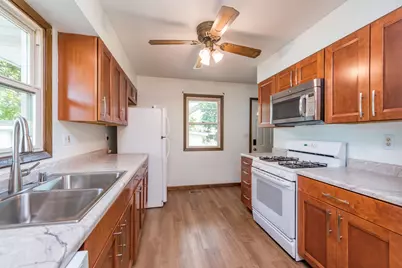 2109 7th Street, Winthrop Harbor, IL 60096 - Photo 7