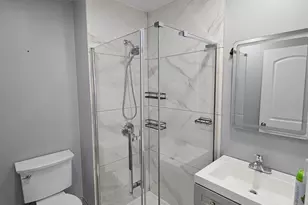 9268 Barberry Ln, Des Plaines, IL 60016 - Photo 11
