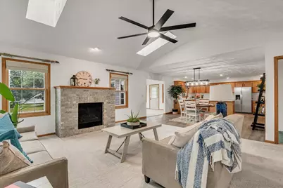 14 Quail Hollow Estate, Geneseo, IL 61254 - Photo 9