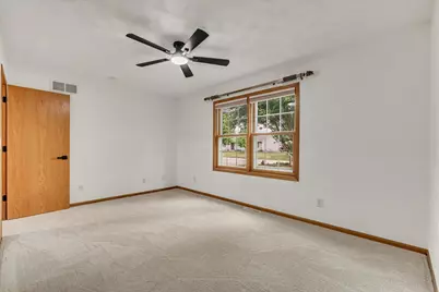 14 Quail Hollow Estate, Geneseo, IL 61254 - Photo 33