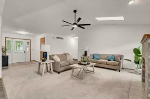 14 Quail Hollow Estate, Geneseo, IL 61254 - Photo 7