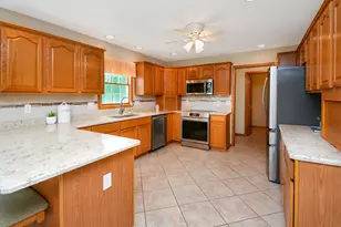 19 Bandecon Way, Bloomington, IL 61704 - Photo 61