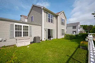 1572 Victoria Park Cir, Aurora, IL 60504 - Photo 23