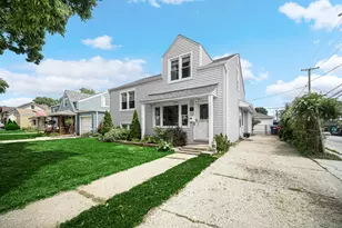[Address not provided], La Grange Park, IL 60526 - Photo 3