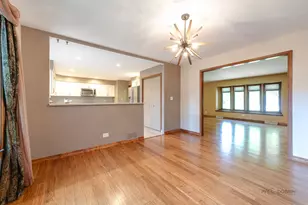1104 Monroe St, Wauconda, IL 60084 - Photo 9