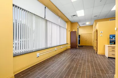 974 W 35th Place, Chicago, IL 60609 - Photo 5