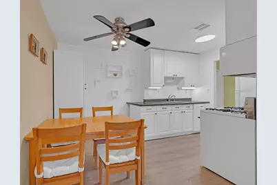 8905 Knight Avenue #208, Des Plaines, IL 60016 - Photo 5