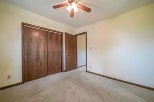 943 N Crest Ct, Byron, IL 61010 - Photo 19