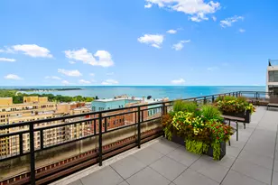 421 W Melrose St, Chicago, IL 60657 - Photo 29