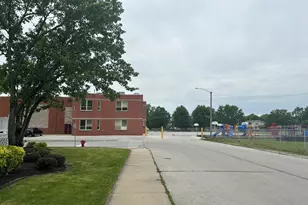 3673 Randolph St, Lansing, IL 60438 - Photo 7