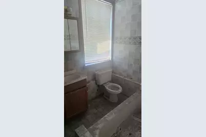 9433 S Michigan Avenue, Chicago, IL 60619 - Photo 13