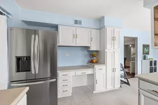 805 Sutton Dr, Northbrook, IL 60062 - Photo 13