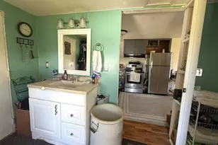 1285 Hickory St, Eldena, IL 61324 - Photo 9