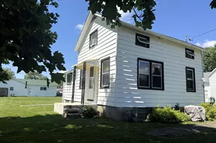 1285 Hickory St, Eldena, IL 61324 - Photo 17